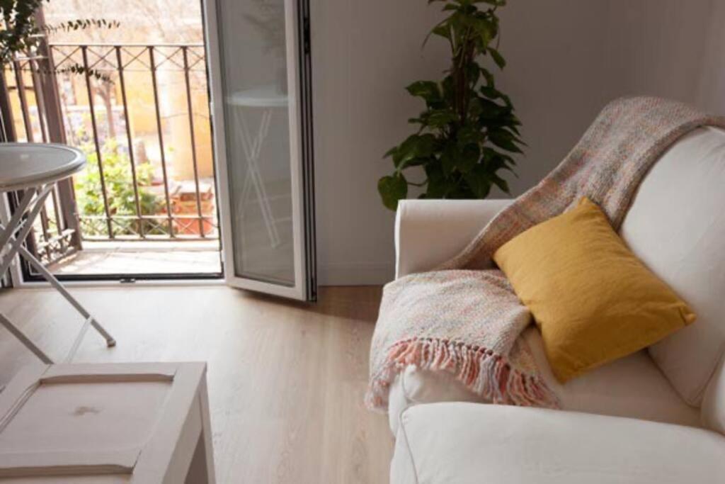 Casita De Las Puertas Centro Alameda Sevilla Bagian luar foto